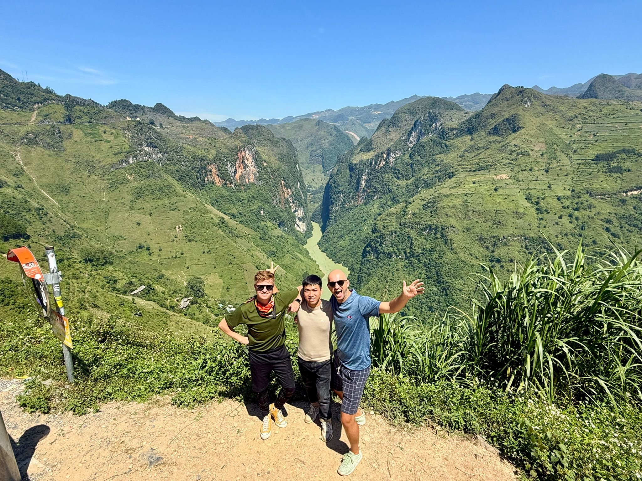 Nho Quế River and Tu Sản canyon boat viewpoint on Ha Giang Loop 2 days 1 night tour