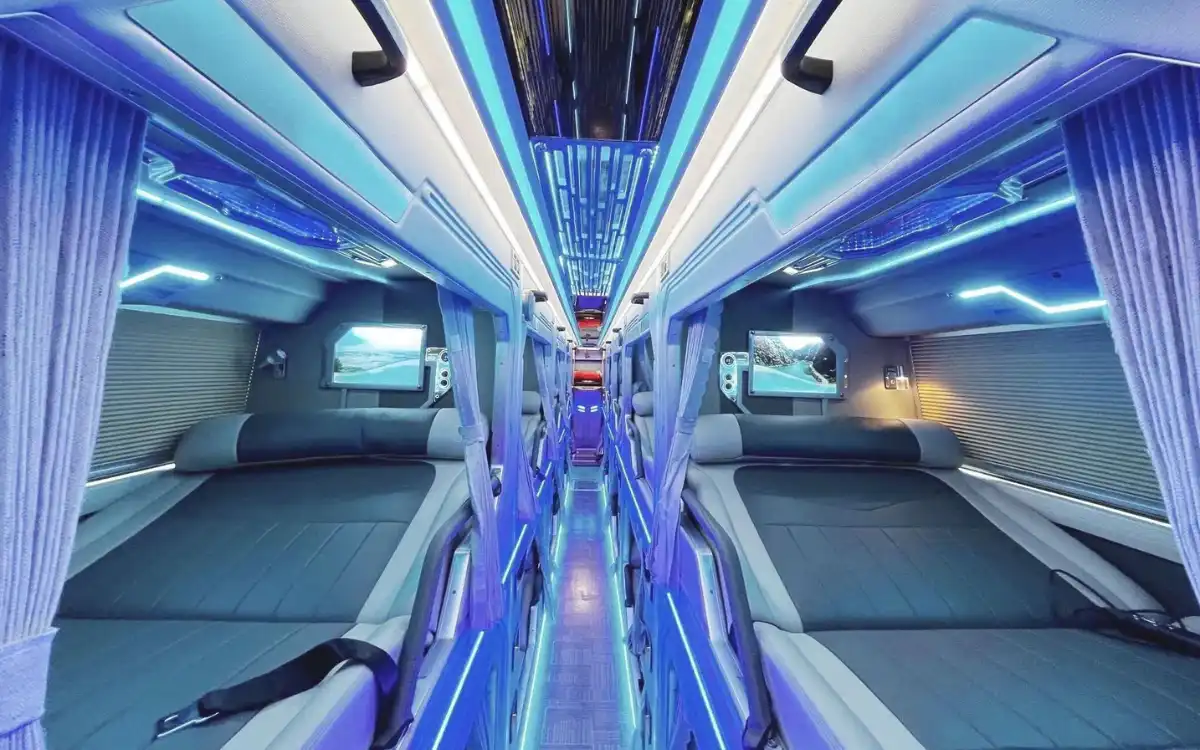 VIP Sleeping Bus – Loop Trails Tours Ha Giang – Ha Giang Loop Bus