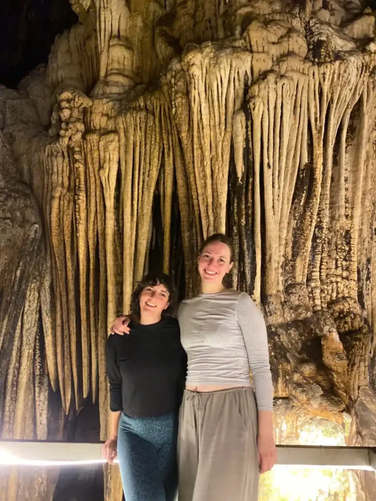 ha giang loop tours lung khuy cave
