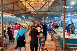 dong van sunday market