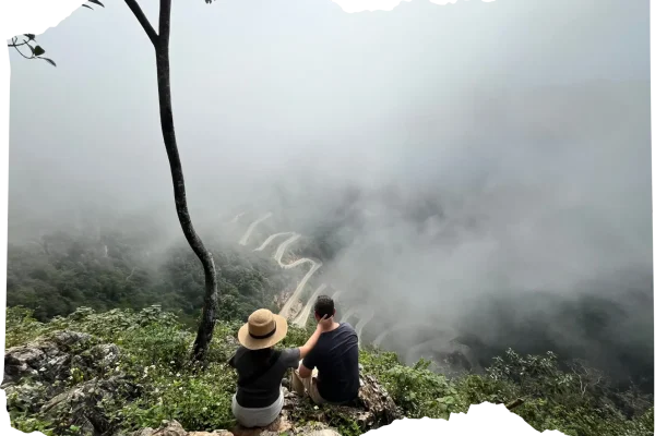 khau coc cha pass 2 customers from loop trails tours ha giang
