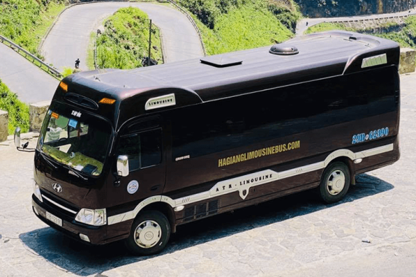 Hanoi to Ha Giang limousine bus night departure