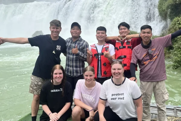 ban gioc waterfall with loop trails