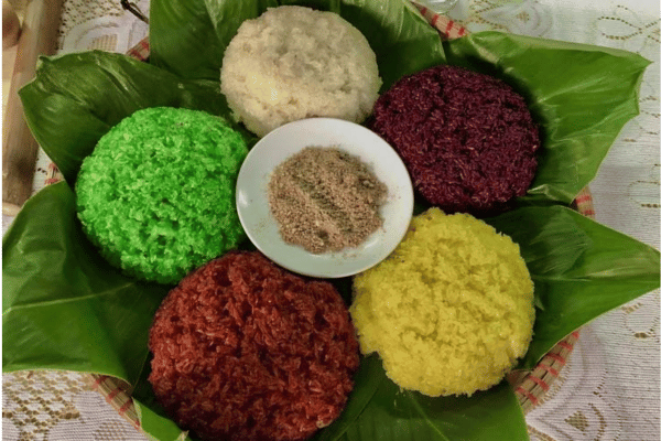 Sticky rice xoi a portable vegetarian breakfast on the Loop