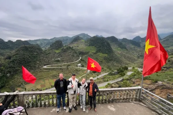 m pass with customers of loop trails