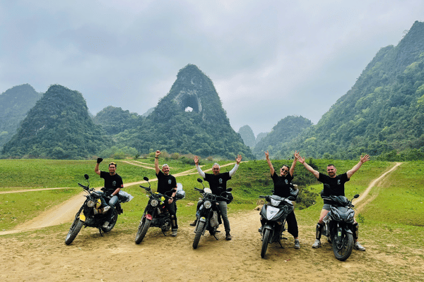 cao bang loop by motorbike in gos's eyes mountain