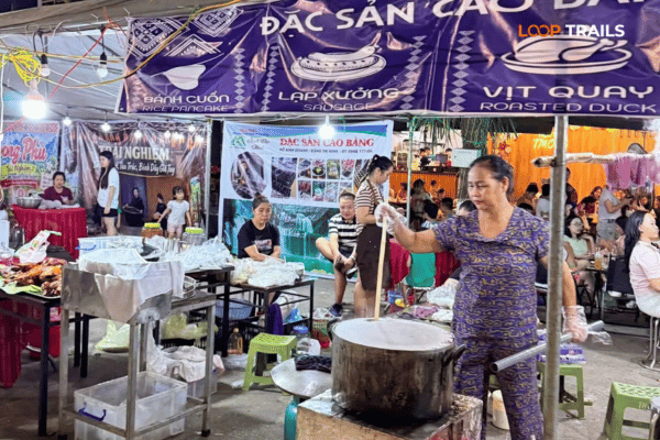 cao bang street food at night