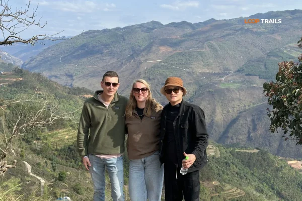 chinese border with looptrails tours ha giang