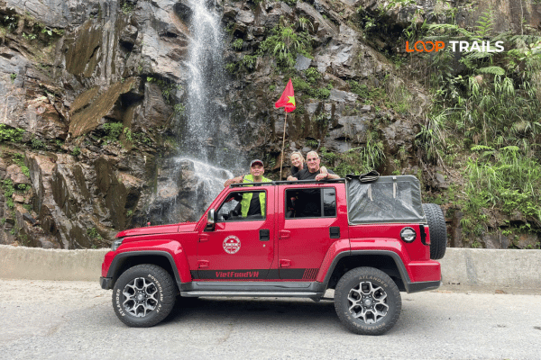 ha giang loop by army jeep in Thai an waterfall