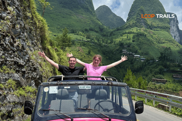 ha giang loop by jeep for a couple in ma pi leng pass (2)