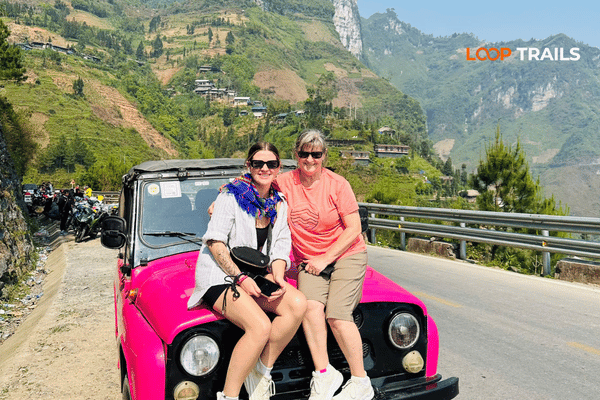 ha giang loop by jeep in ma pi leng pass