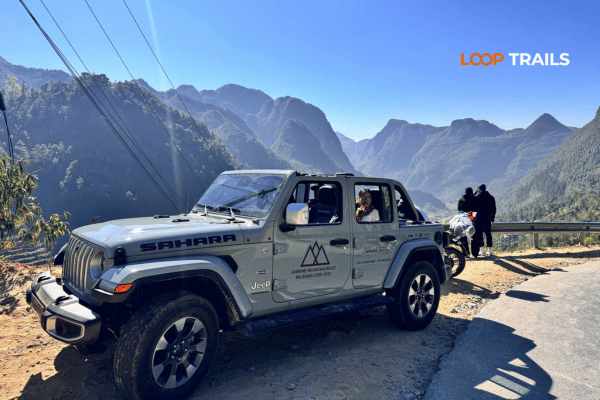 ha giang loop by jeep in ma pi leng pass (2)