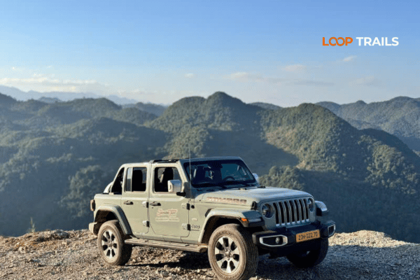 ha giang loop by jeep in ma pi leng pass