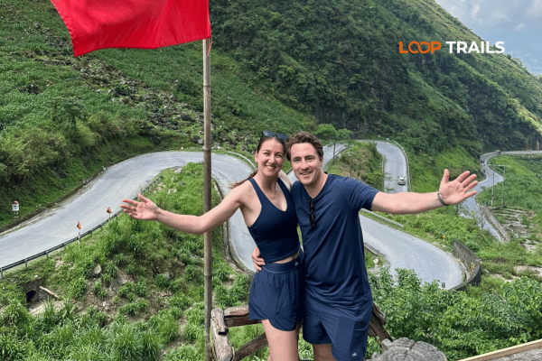 ha giang loop for a couple in Tham Ma Pass with looptrails (2)