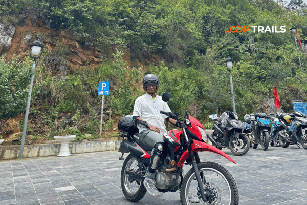 ha giang loop self-drive in lung cu flag tower