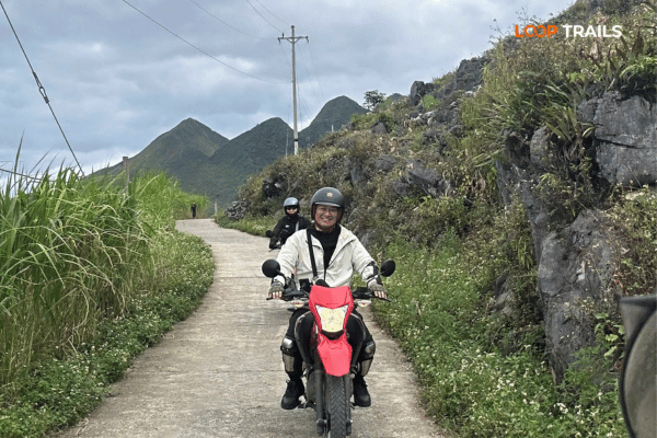ha giang loop self-drive with your crew in ma pi leng pass (2)