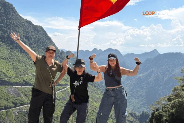 ha giang loop with looptrails in can ty pass