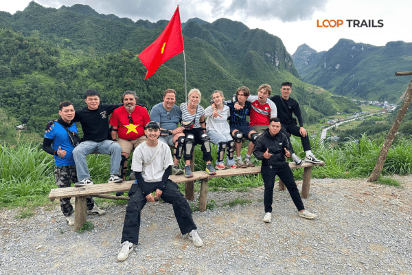 ha giang loop with looptrails in chin khoanh pass