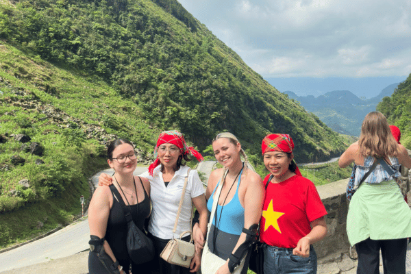 ha giang loop with looptrails in ha giang in tham ma pass (2)