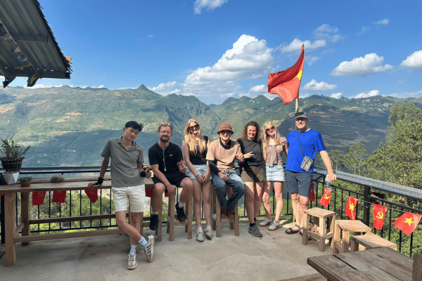 ha giang loop with looptrails in ma pi leng panorama