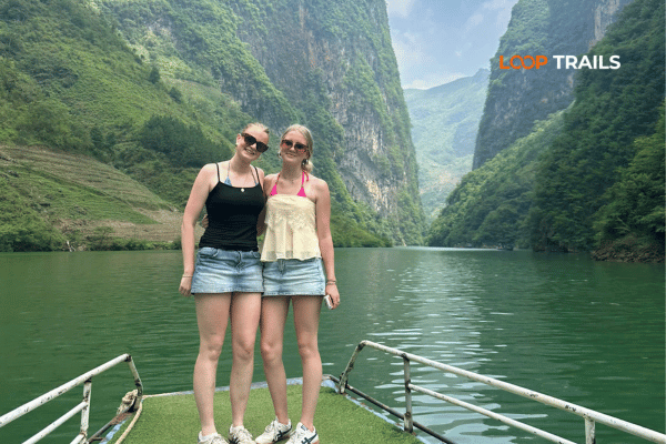 ha giang loop with looptrails in nho que river
