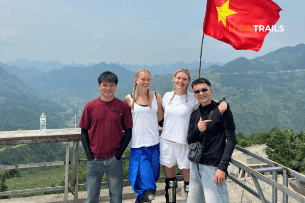 ha giang loop with looptrails in quan ba heaven gate