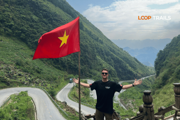 ha giang loop with looptrails in tham ma pass