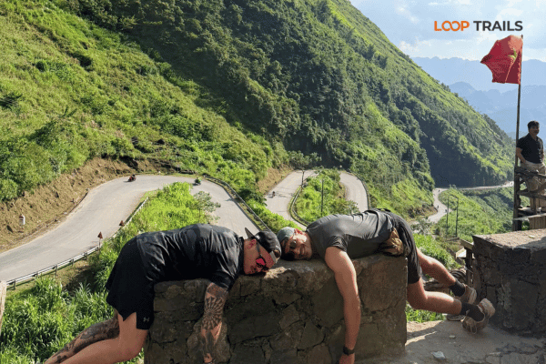 ha giang loop with looptrails in tham ma pass