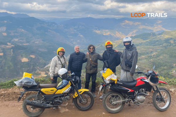 Ha Giang Loop self-drive motorbike rest stop