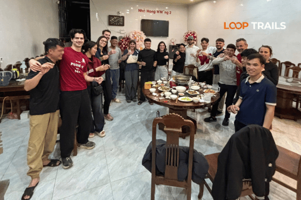 have dinner at dong van with ha giang jeep tour