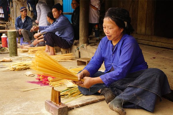 Phia Thap incense village Cao Bang drying fields Vietnam