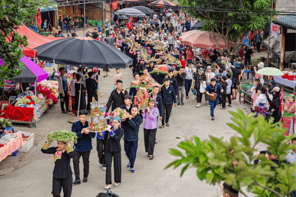 Khau Vai Love Market festival