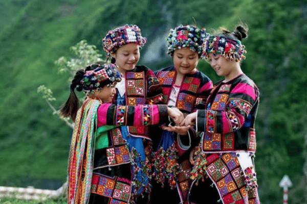 lo lo ethnic group