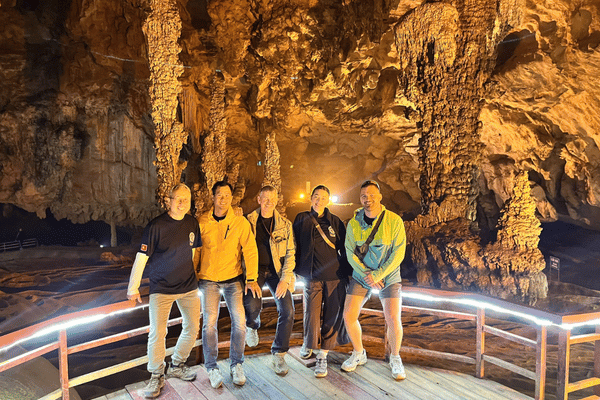nguom ngao cave in cao bang with looptrails
