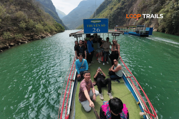nho que river boat trip and tu san canyon nho que river boat tour