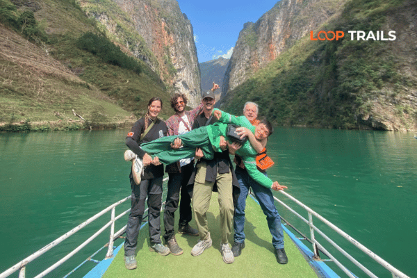 Nho Que River boat tour Tu San Canyon Ha Giang 4-day loop