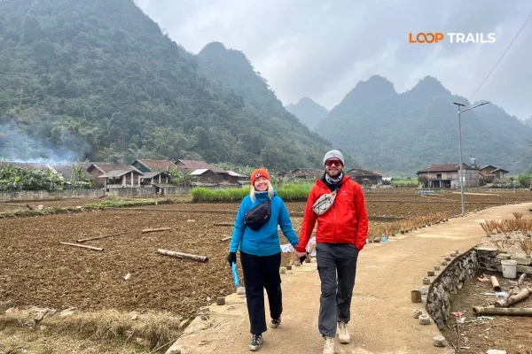 Phia Thap incense village Cao Bang — traditional Nung crafts