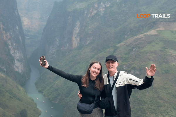 photograph in nho que river& tu san viewpoint