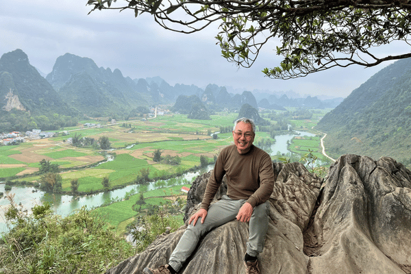 pi pha and ngoc con vallry viewpoint in cao bang