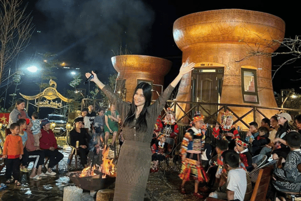 Homestay in Lo Lo Chai village Ha Giang Loop ethnic minority overnight stay