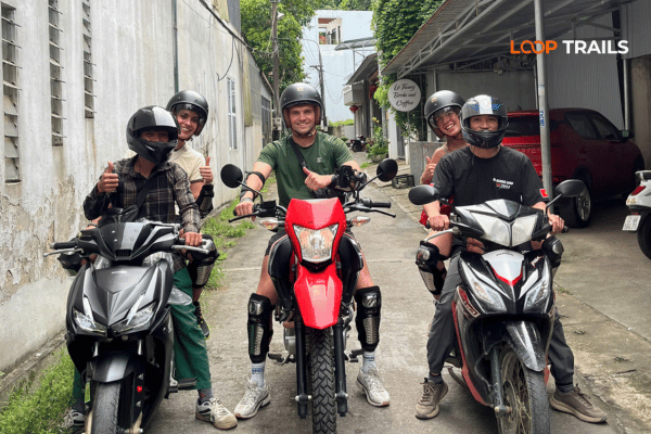 starting a loop from ha giang loop hostel (2)