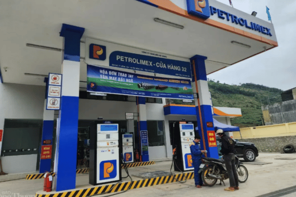 Ha Giang Loop fuel stops map gas stations route