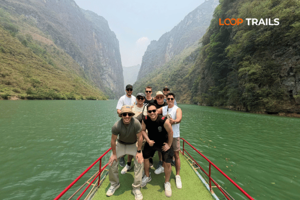 take a boat trip in nho que river with looptrails
