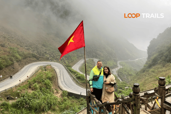 take photos in tham ma pass with looptrails