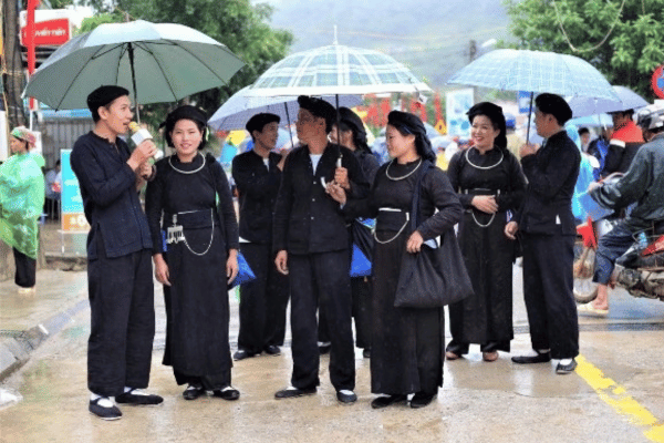 tay ethnic group in cao bang