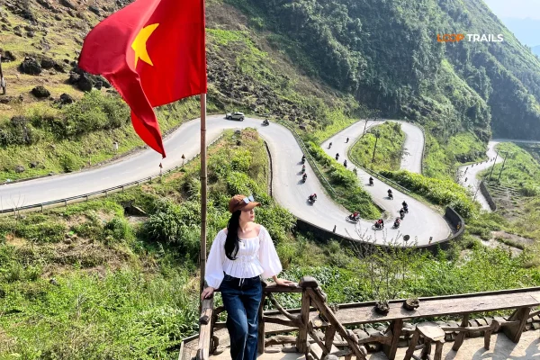 tham ma pass with looptrails