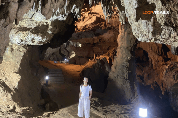 tourist visited Pac Bo cave in cao bang (2)