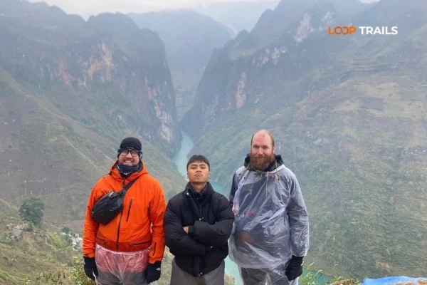 tu san canyon in ha giang