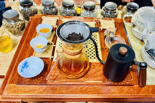 Shan tuyet tea leaves from Hoang Su Phi, Ha Giang ha giang loop souvenirs